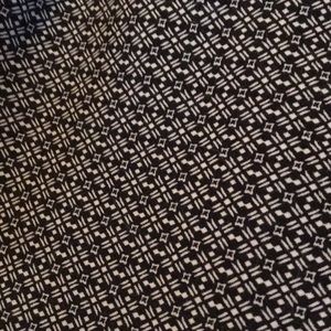 Nice Navy/White Capris